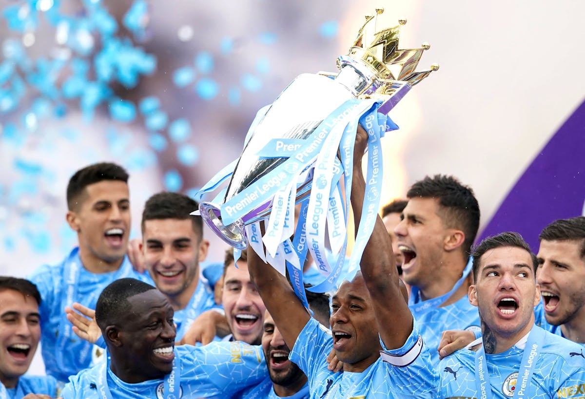 Who are the favourites to win their respective leagues in Europe?